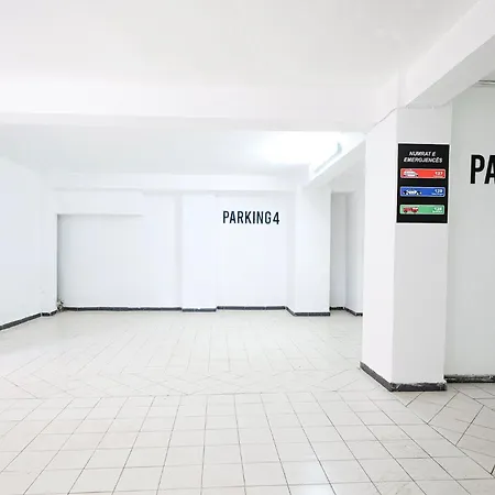Primestay Penthouse Τίρανα
