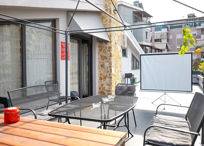 Primestay Penthouse Apartment